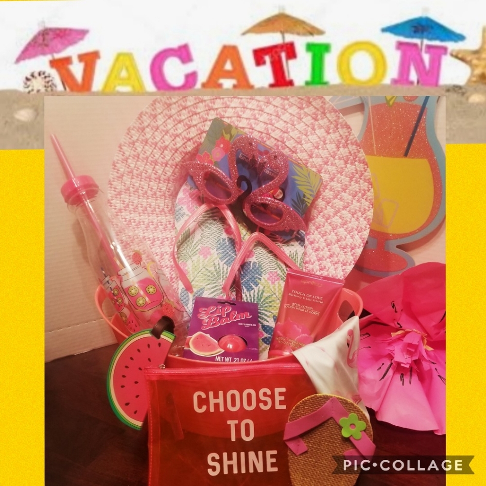 Gift Basket Beach Pink Gift Basket Set New